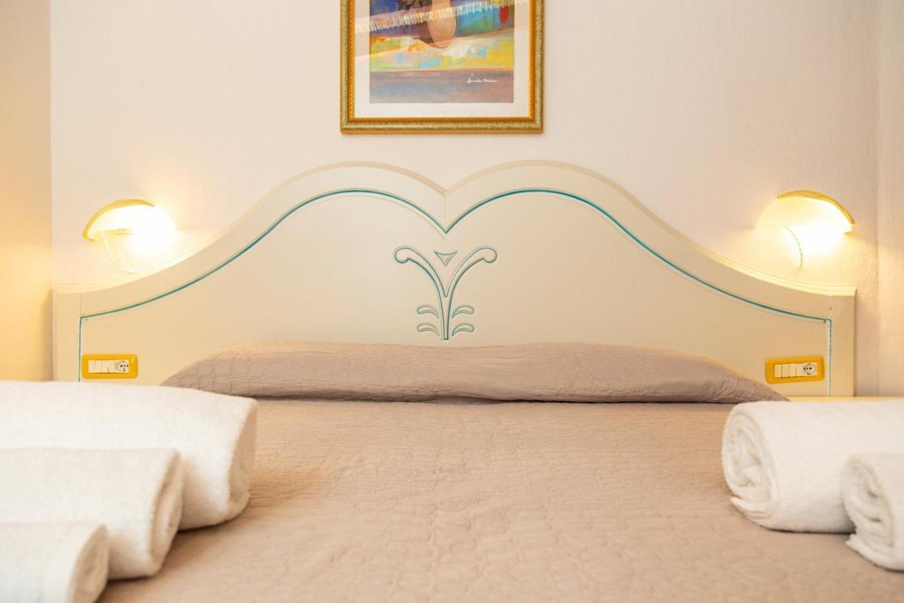 Hotel L'Ulivo 基拉索勒 外观 照片
